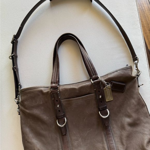 Coach All Leather Paddington Bag❗️ - Picture 13 of 16